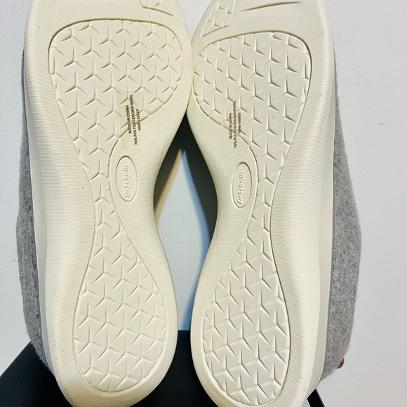 COPY - Dr Scholl’s Lt Gray Wool Blend Lace up Sneaker - Picture 7 of 9